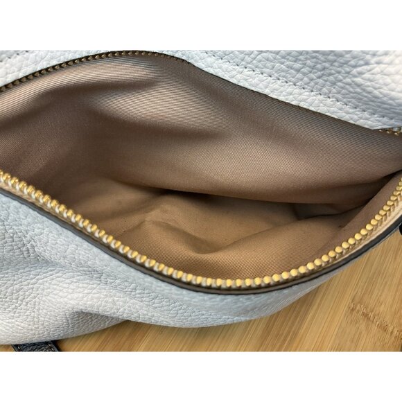 Coach Pennie Shoulder Bag Crossbody Off White Tan Black Soft Leather Det. Strap - Picture 6 of 10